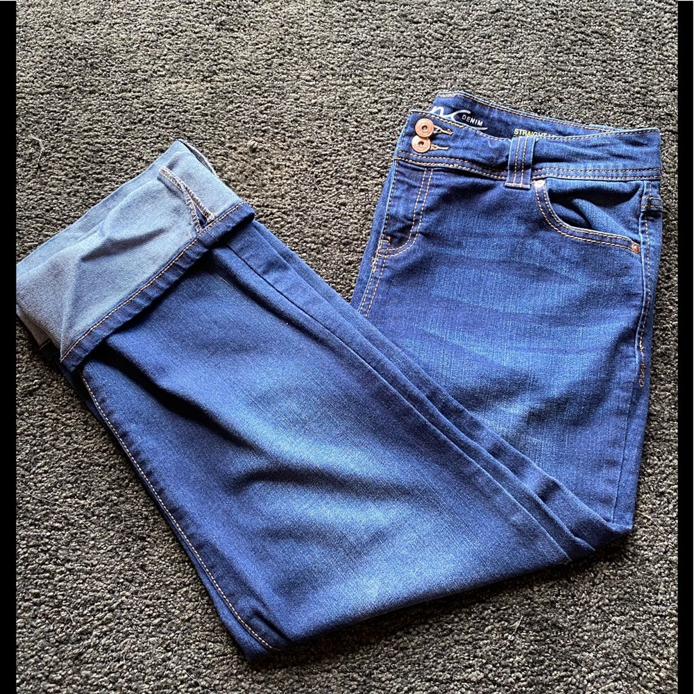 inc STRAIGHT LEG Curvy Fit Crop Leg